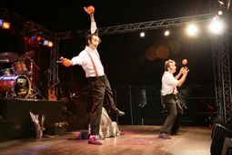 Cirque Artikuss Show & Walkact_0