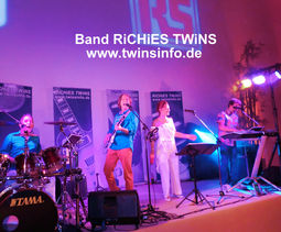 Band RiCHiES TWiNS Liveband u. Partyband_0