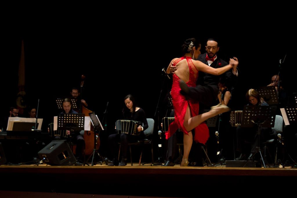 show de tango y clases en colo 0