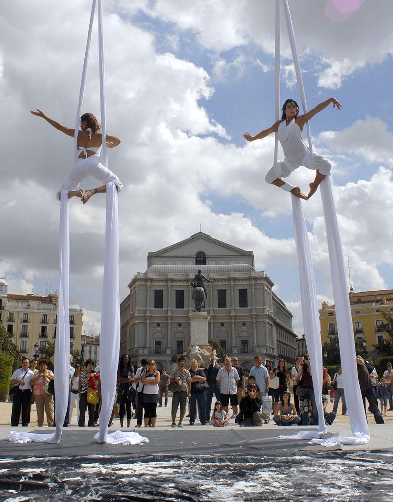 dúo de danza aérea 0