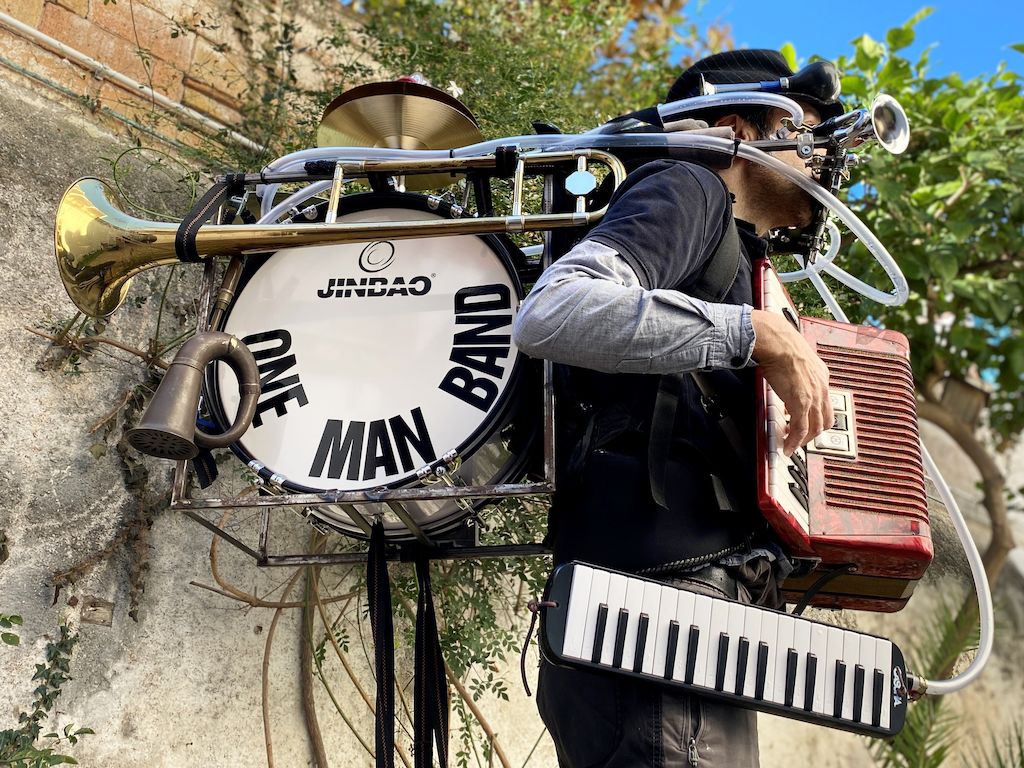 one man band 0