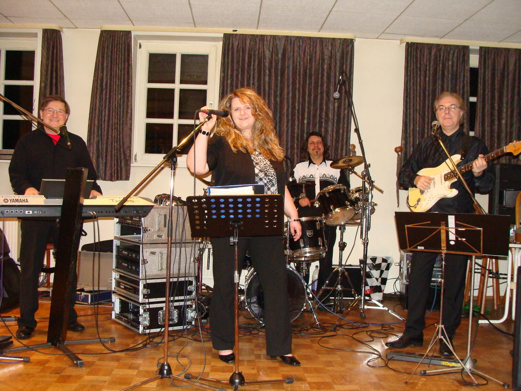 die band für ihr fest. 0