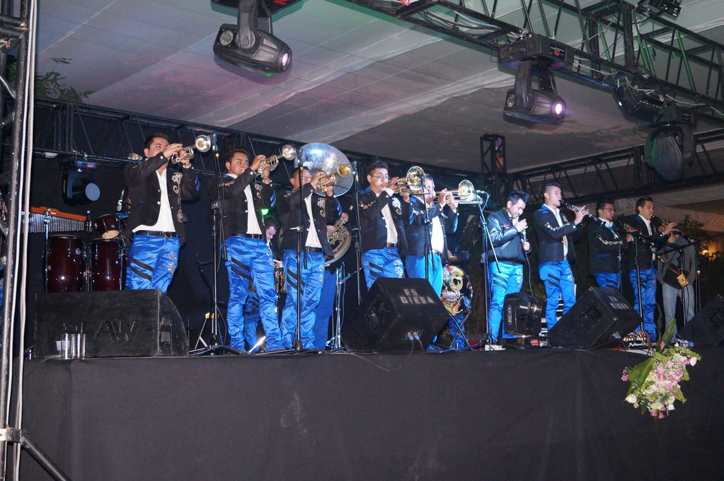 banda sinaloense la mas solici 0