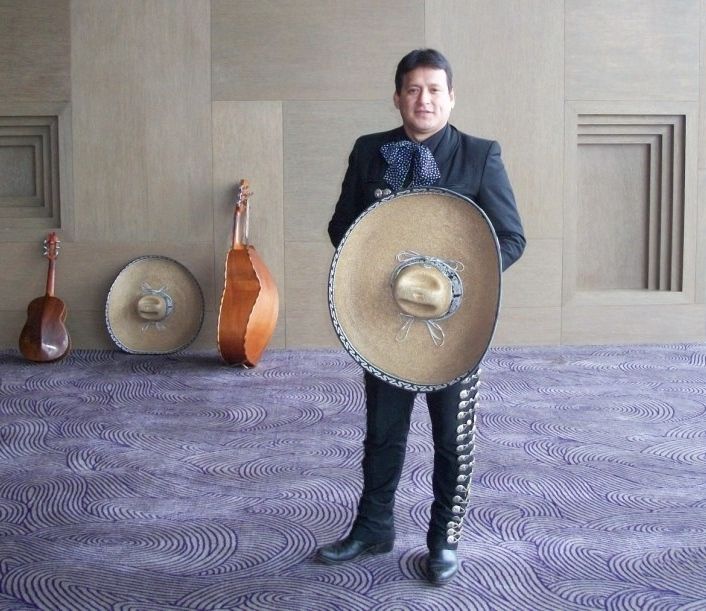 mariachis en breña -a1 0