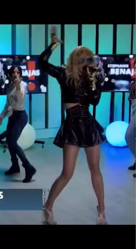stephanie benajas (tributo a paulina rubio  1