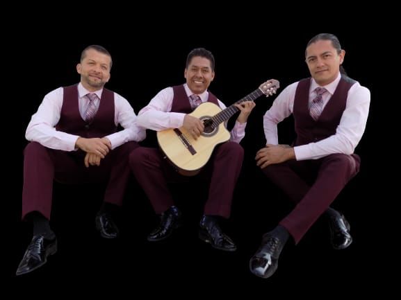 trío romántico  1