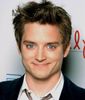 PIANISTA DOBLE DE ELIJAH WOOD 