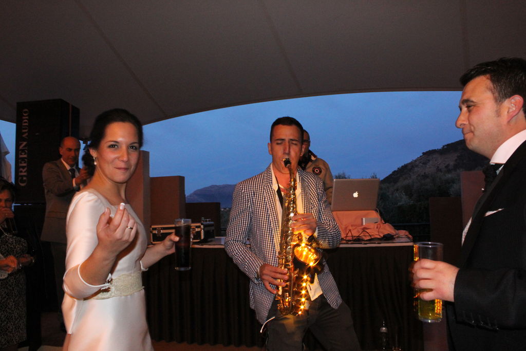 anthony jimenez saxofonista dj 2