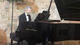 Manuel Boniquito, pianista y organista foto 1