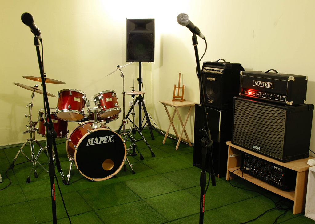 locales de ensayo - la perrera 2