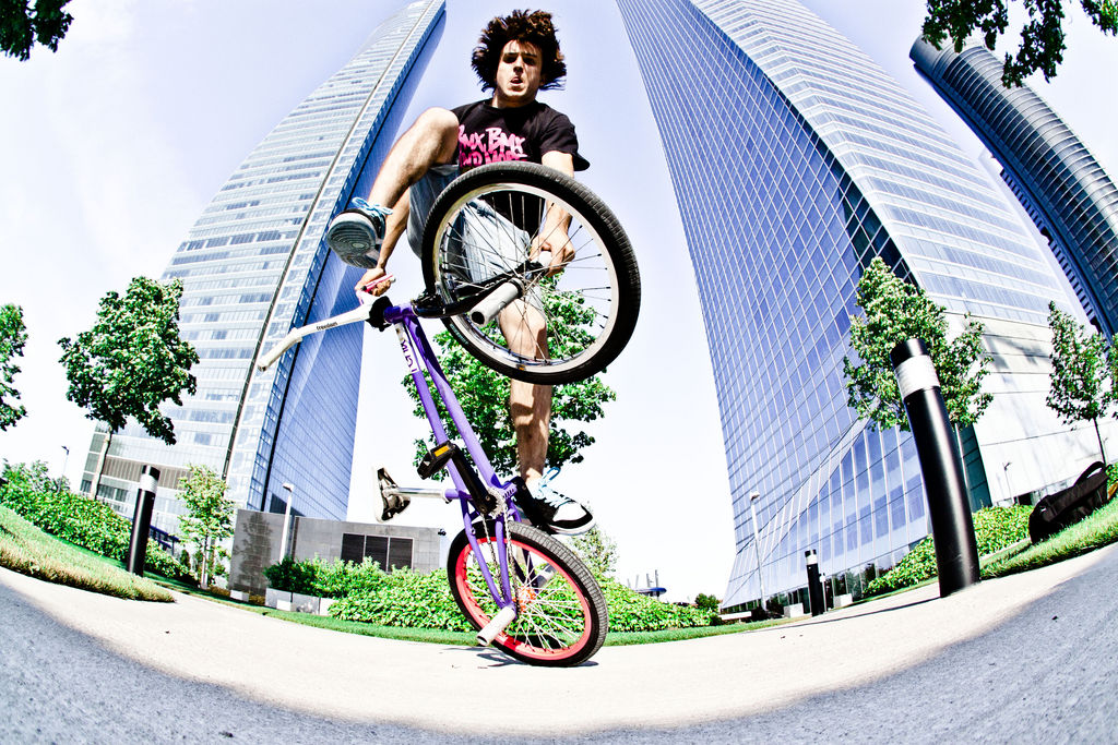alvaro-ciclista equilibrista- 0