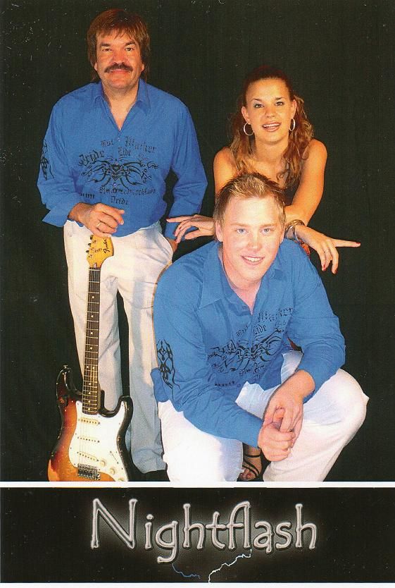 1.nightflash-tanz-& partyband 0