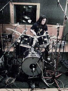 baterista y percusionista 0