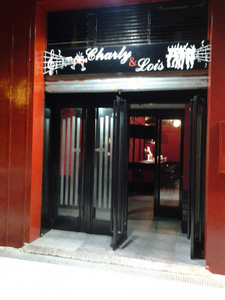 pub charly & lois 0