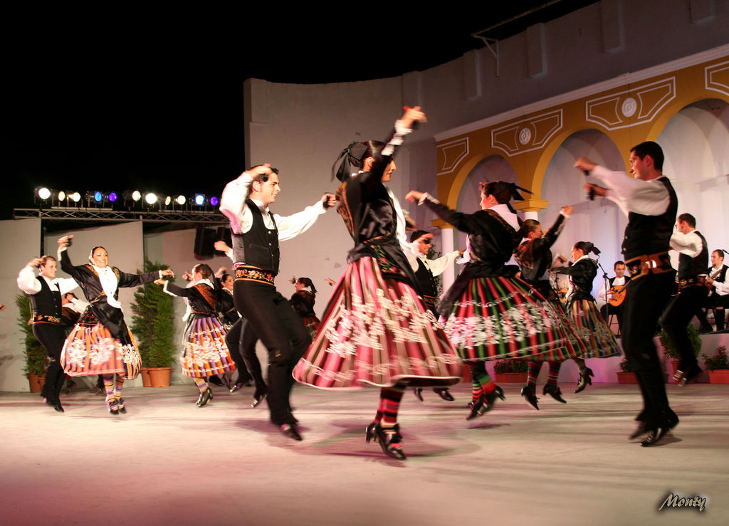 coros danzas mazantini 0