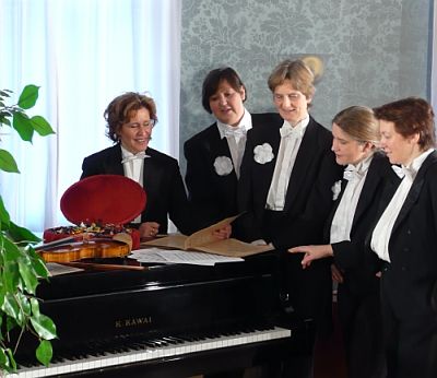 damensalonorchester bonbonniere 0