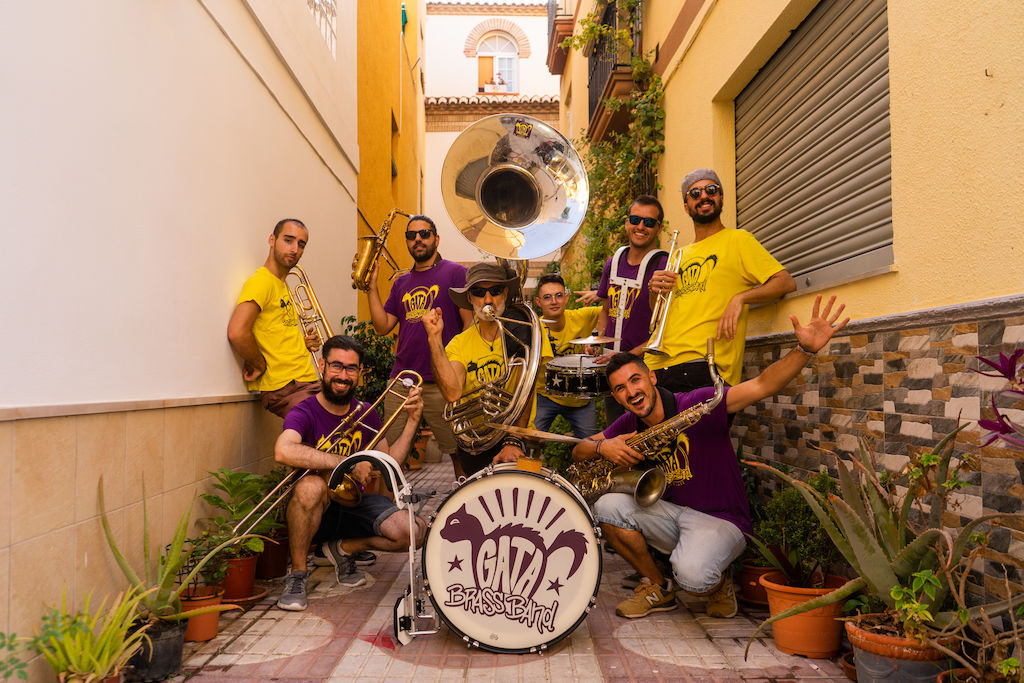 gata brass band - new orleans parade 1
