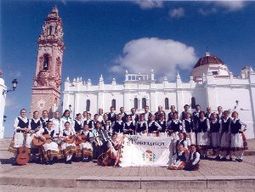 Grupo folklórico hojarasca_0