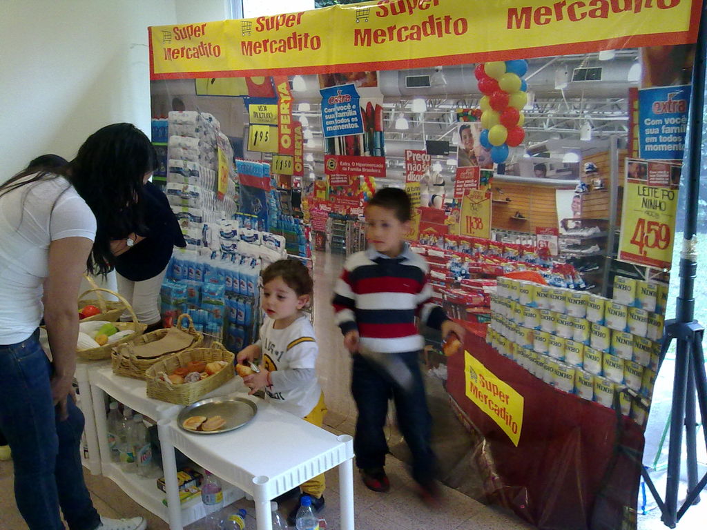 animadores y entretenimiento i 0