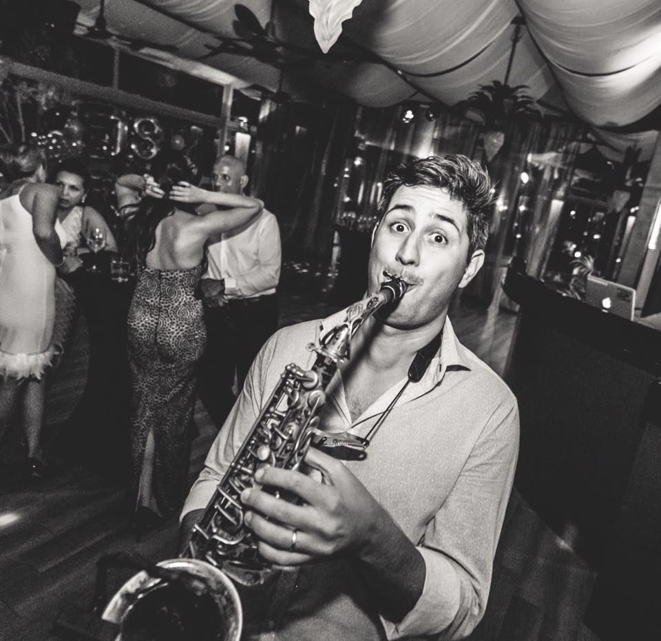 demian arroyo saxofonista 2