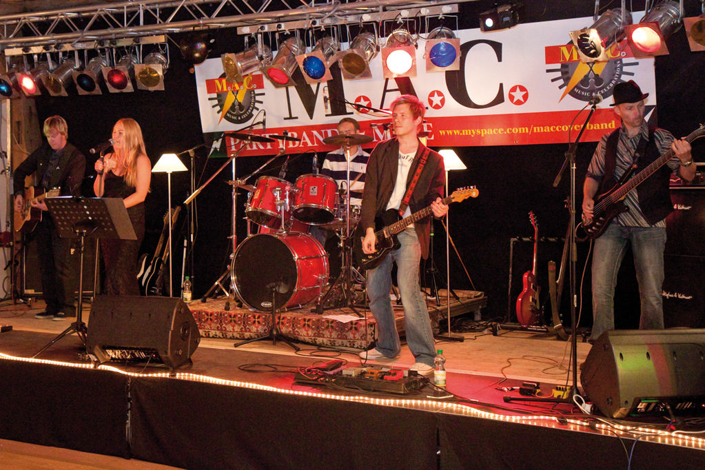m.a.c. party & coverband aus b 1