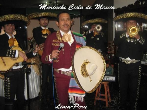 mariachis peru cielo de mexico 0