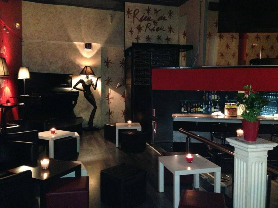café-lounge le rouge 1