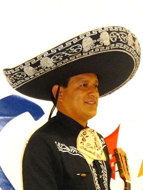 mariachis-los olivos-lima peru 0