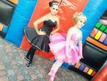 BARBIE Y LAS ZAPATILLAS MAGICA foto 2