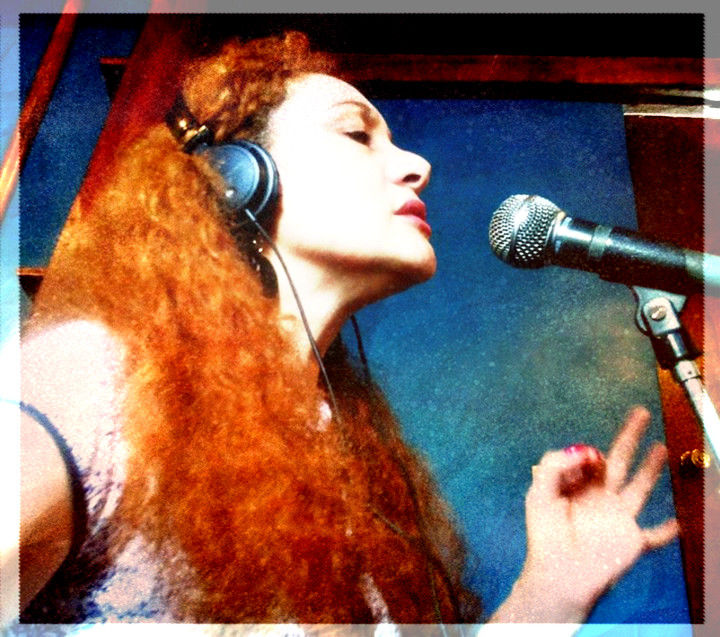 cantante femenina mexicana 0
