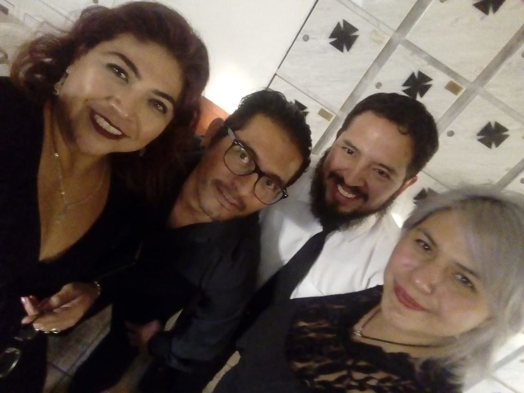 soprano, violín y teclado  1