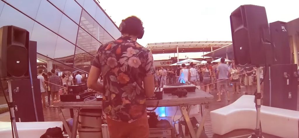 barcelona deejays 2