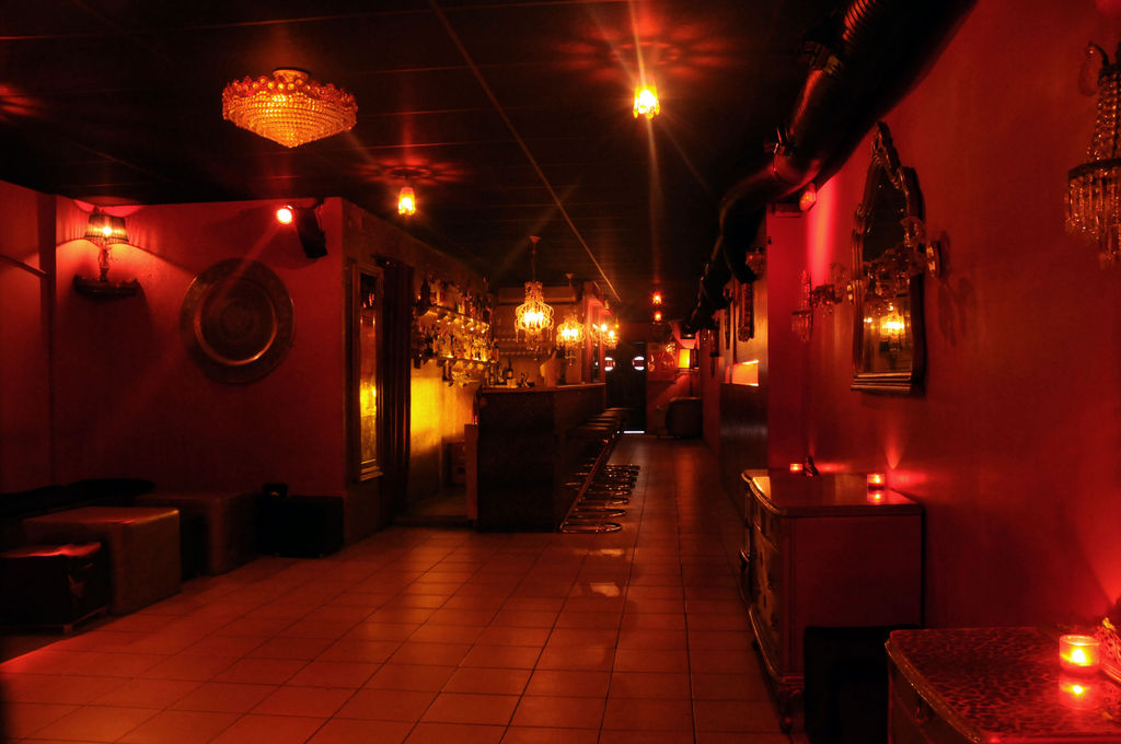 alquilar local / bar musical en exclusivo 1