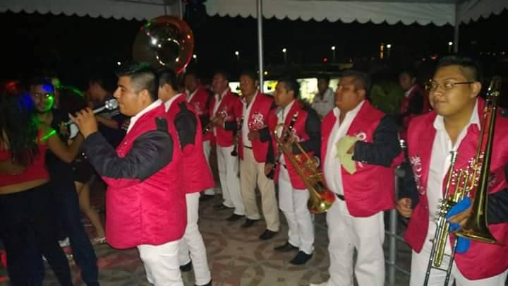 banda estilo sinaloense 0