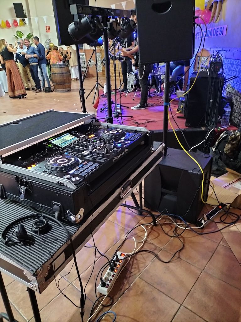 80 sound dj  0