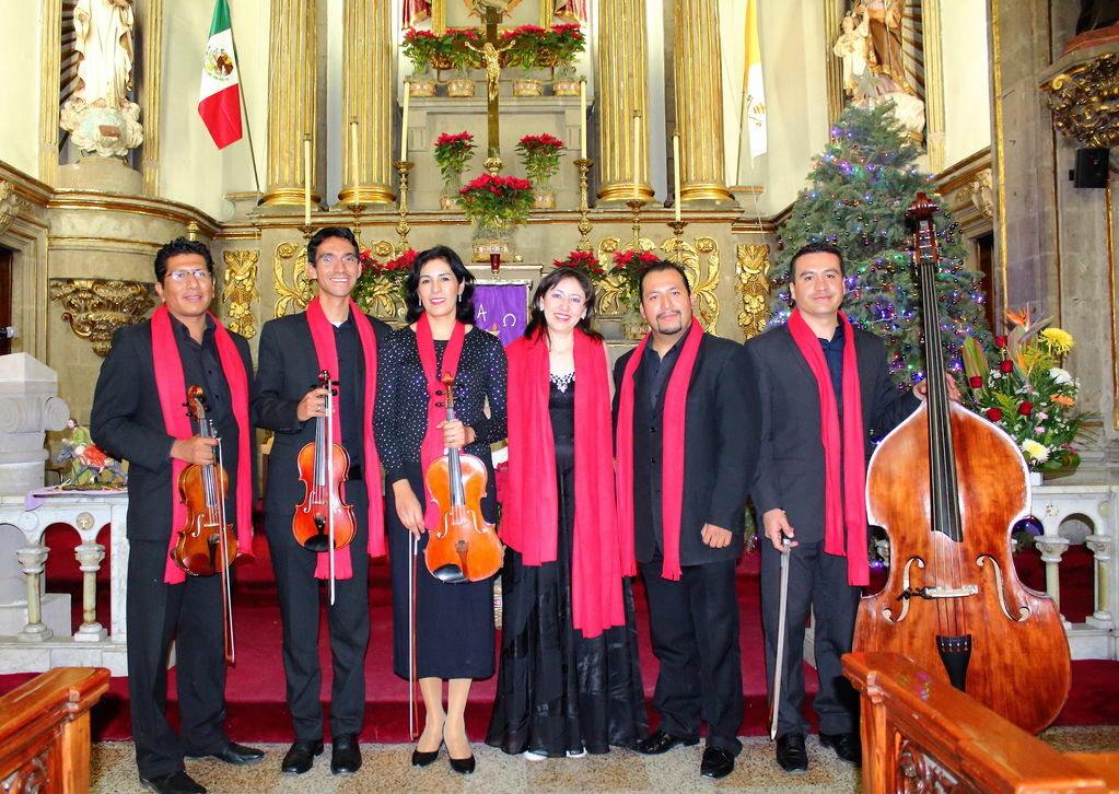cantante soprano y violines para boda 0