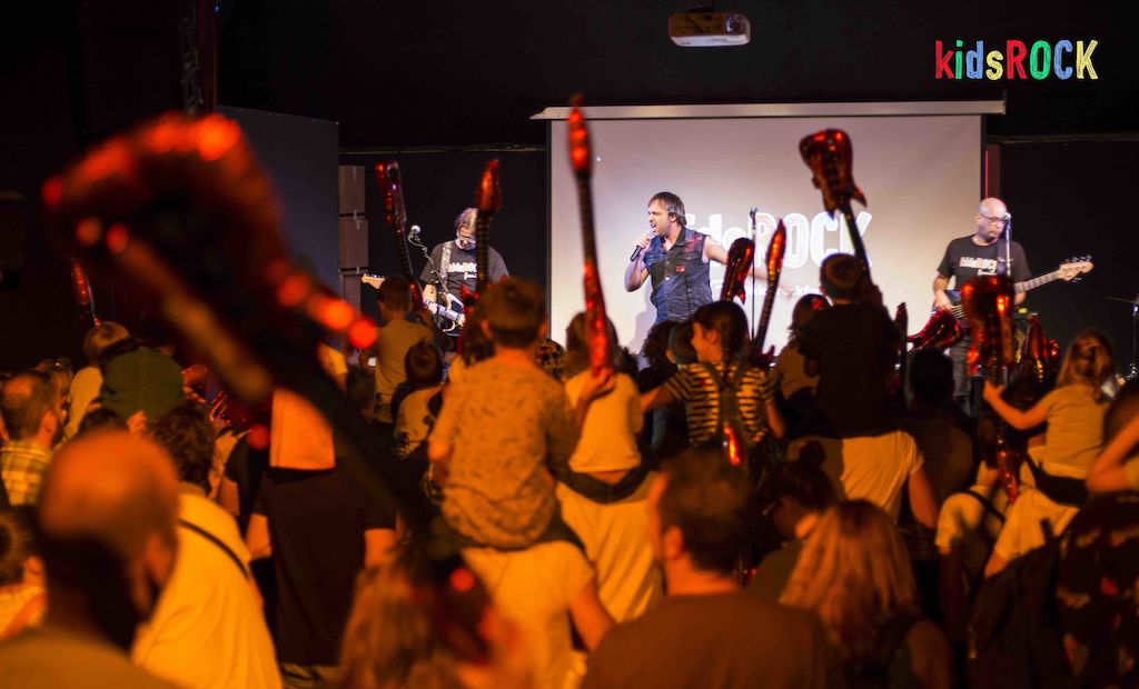 kids rock family - la historia 0
